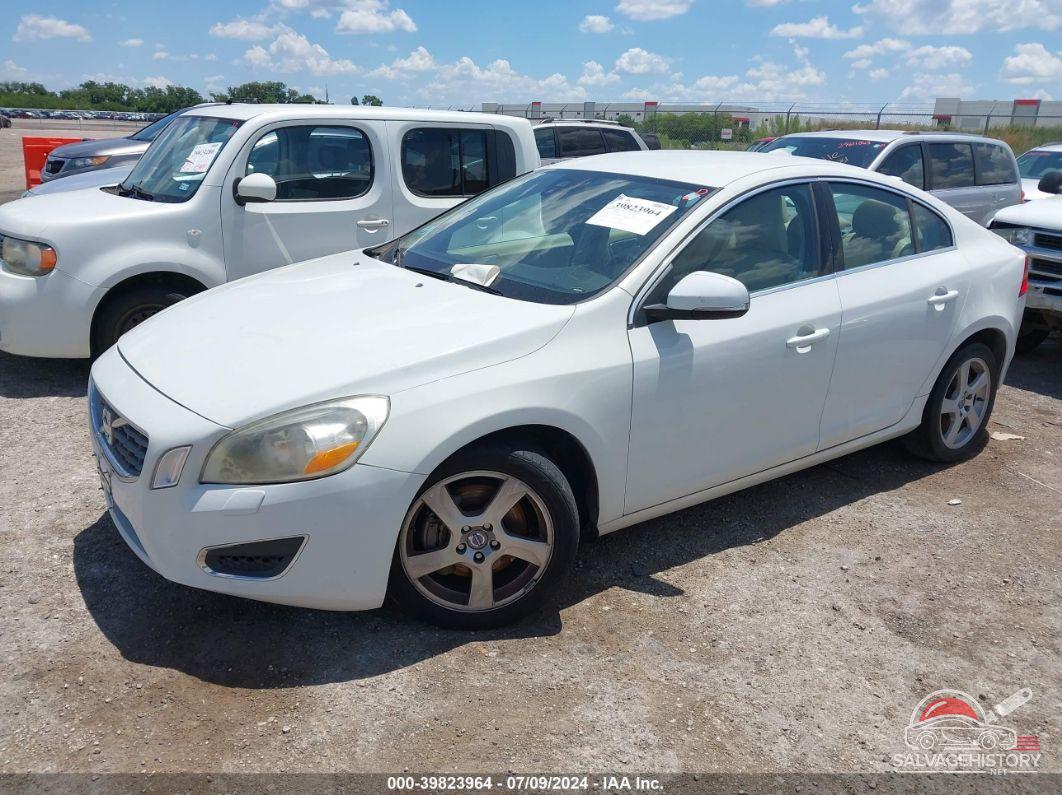 YV1612FS0D1216551 2013 VOLVO S60 photo no. 2
