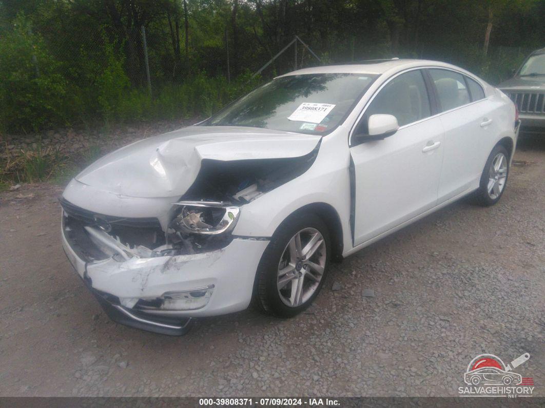 YV1612TC6F1310921 2015 VOLVO S60 photo no. 2