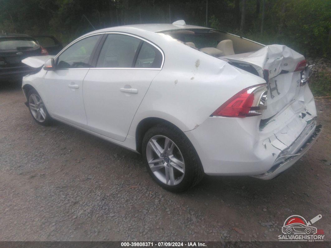 YV1612TC6F1310921 2015 VOLVO S60 photo no. 3