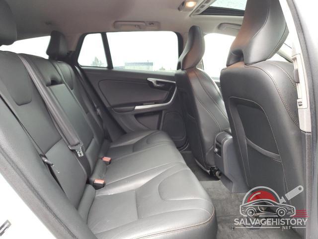 YV4612HK4G1003350 2016 VOLVO V60 photo no. 11