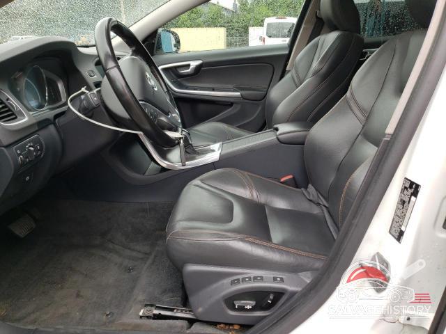 YV4612HK4G1003350 2016 VOLVO V60 photo no. 7