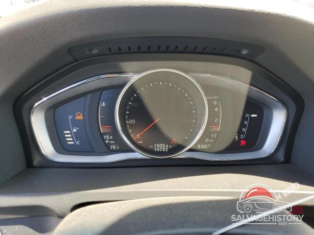 YV440MWK9J2059777 2018 VOLVO V60 photo no. 9