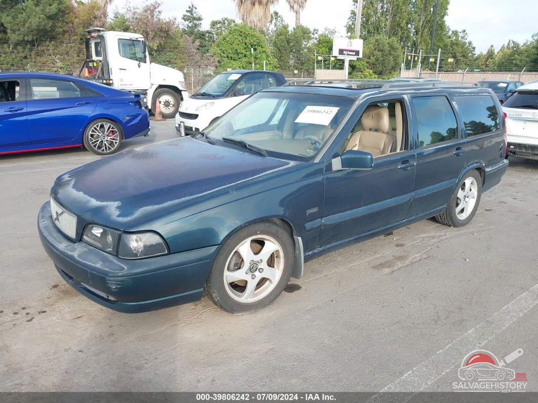 YV1LW5346W2370769 1998 VOLVO V70 photo no. 2