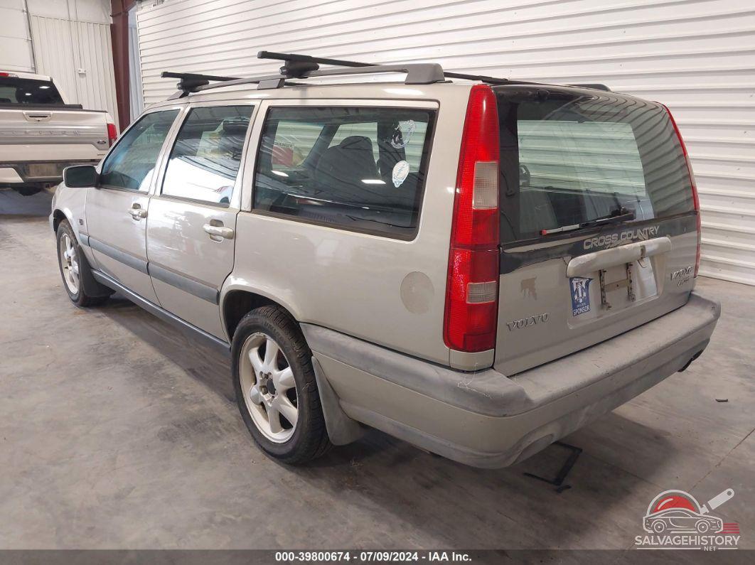 YV1LZ56DXY2725299 2000 VOLVO V70 photo no. 3