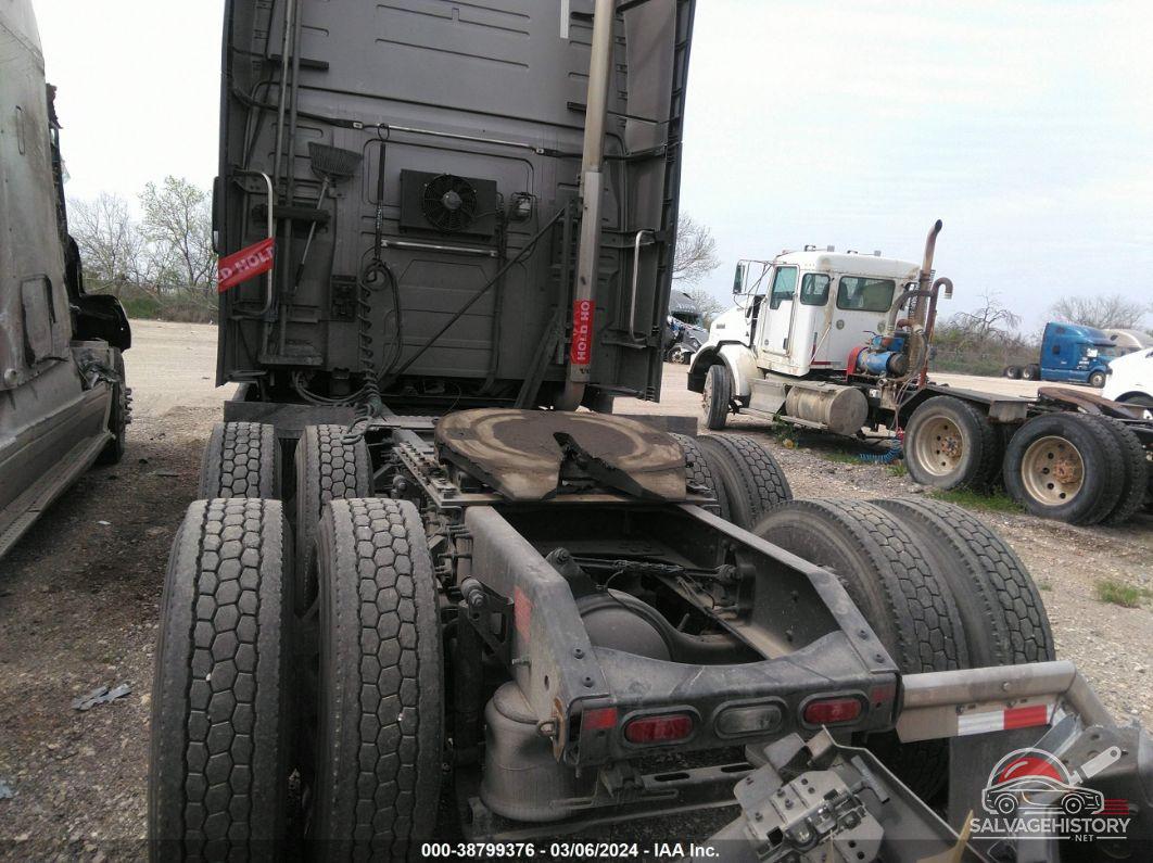4V4NC9EH3LN215836 2020 VOLVO VNL photo no. 5