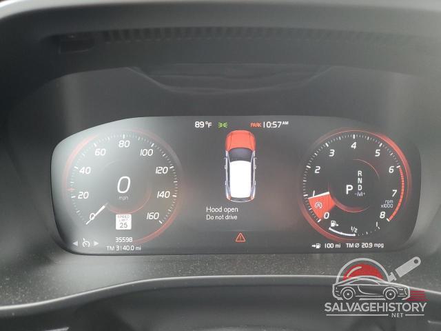 YV4162UK2M2409134 2021 VOLVO XC40 photo no. 9
