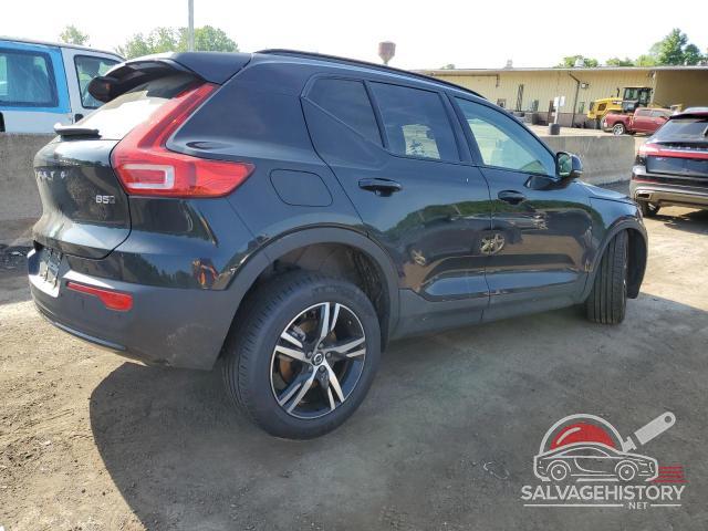 YV4L12UK9R2226795 2024 VOLVO XC40 CORE photo no. 3