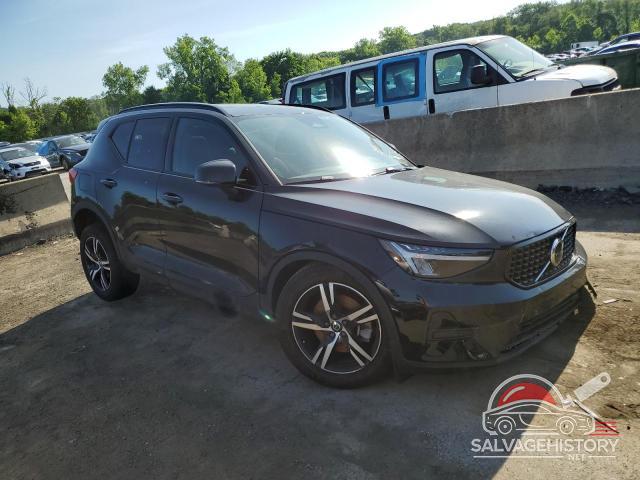 YV4L12UK9R2226795 2024 VOLVO XC40 CORE photo no. 4
