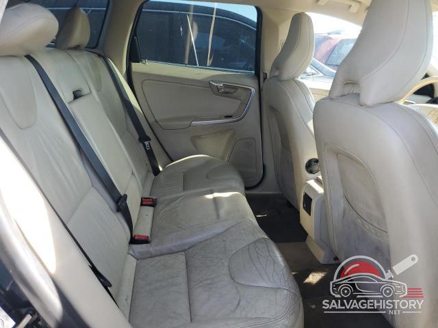 YV4960DL2A2082665 2010 VOLVO XC60 photo no. 10