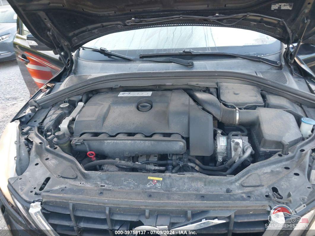 YV4902DZ8B2163060 2011 VOLVO XC60 photo no. 10