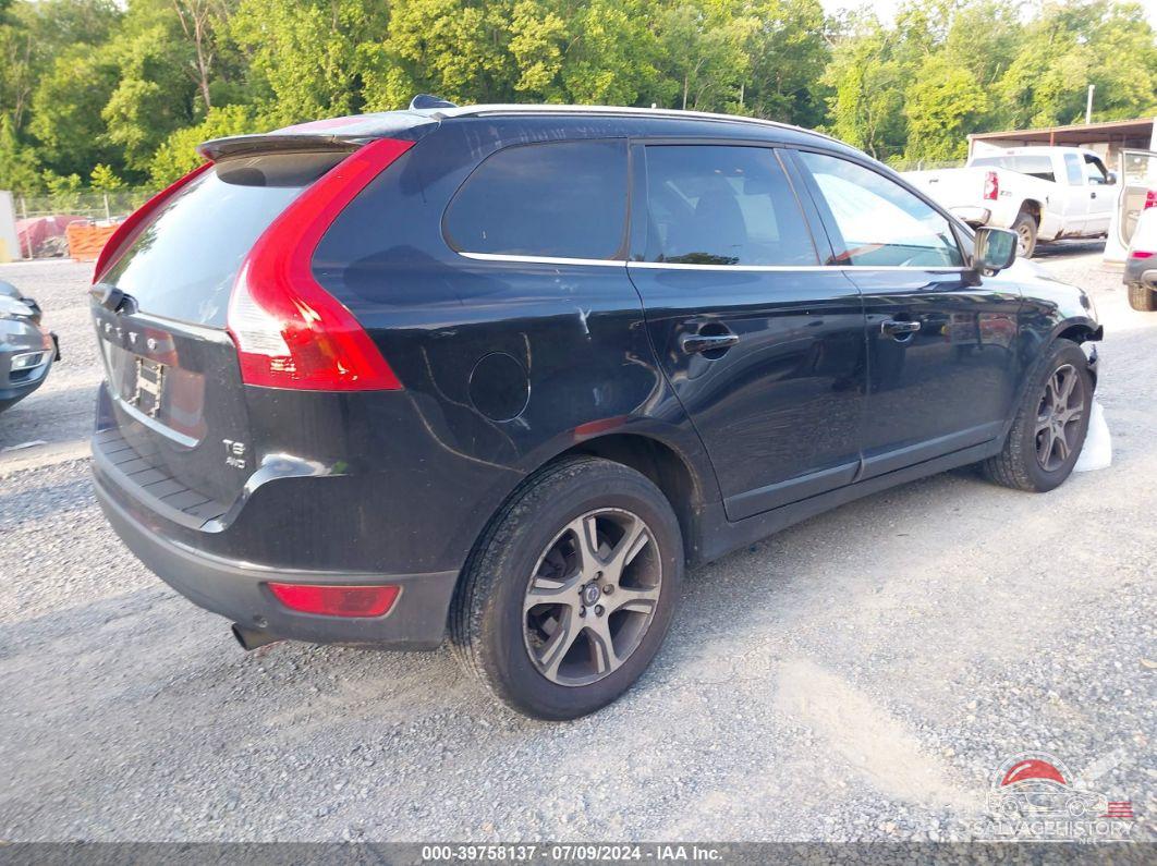 YV4902DZ8B2163060 2011 VOLVO XC60 photo no. 4