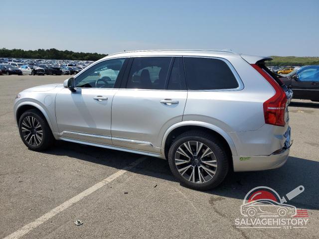 YV4H60CZXN1832004 2022 VOLVO XC90 T8 RE photo no. 2
