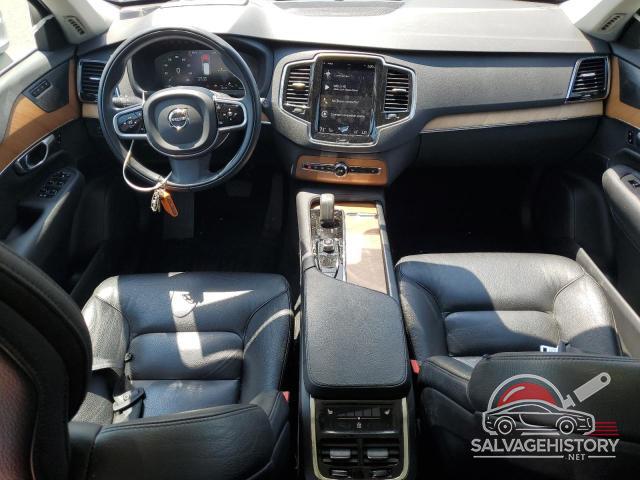 YV4H60CZXN1832004 2022 VOLVO XC90 T8 RE photo no. 8