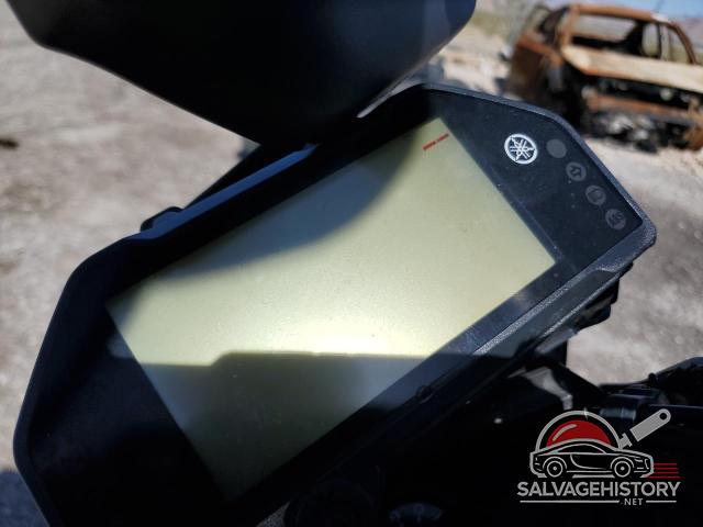 MH3RH20Y7PK009909 2023 YAMAHA MT-03 photo no. 7