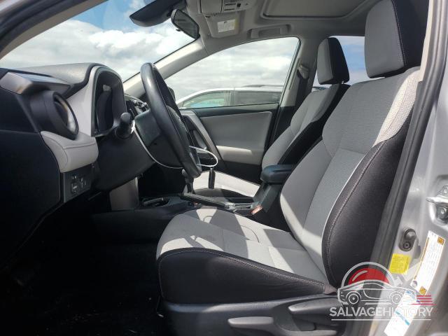 JTMRFREVXJJ220465 2018 TOYOTA RAV4 photo no. 7