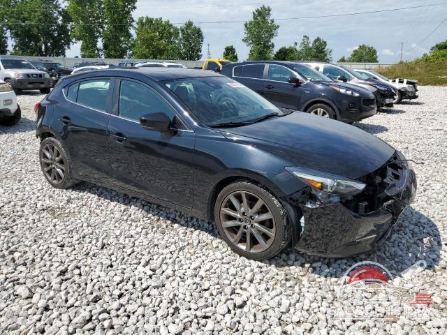 3MZBN1M30JM165885 2018 MAZDA 3 photo no. 4