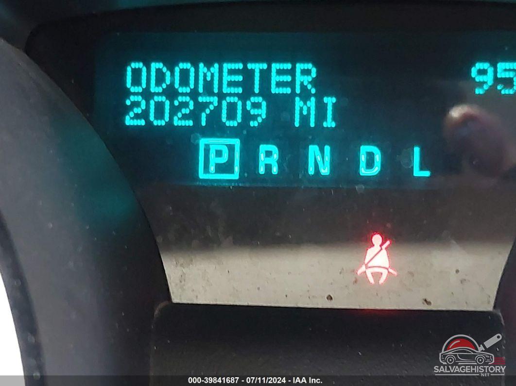 1GNKRFED6BJ415566 2011 CHEVROLET TRAVERSE photo no. 7