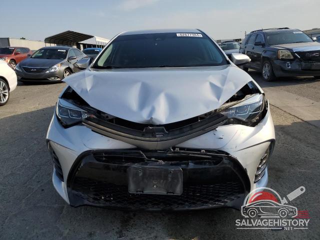 5YFBURHE4HP682898 2017 TOYOTA COROLLA photo no. 5