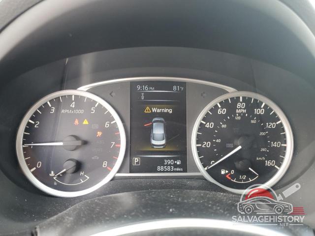 3N1AB7AP8JY282840 2018 NISSAN SENTRA photo no. 9