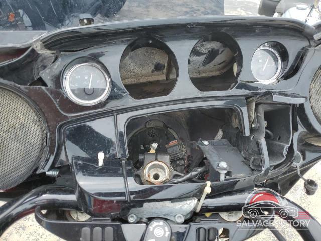 1HD1KRC18JB609591 2018 HARLEY-DAVIDSON FL photo no. 7