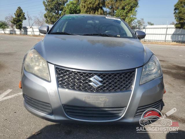JS2RF9A33A6101167 2010 SUZUKI KIZASHI photo no. 5