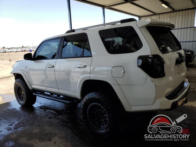 JTEBU5JR2J5547567 2018 TOYOTA 4RUNNER photo no. 2