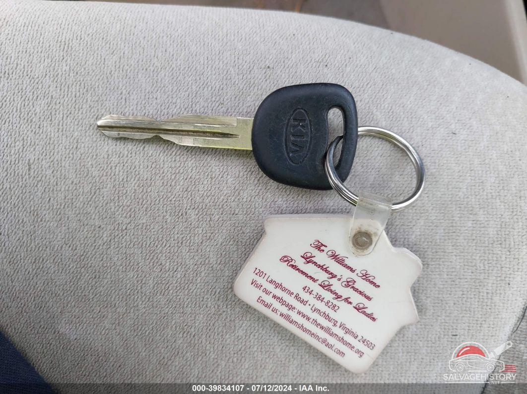 KNAFB121335272319 2003 KIA SPECTRA photo no. 11