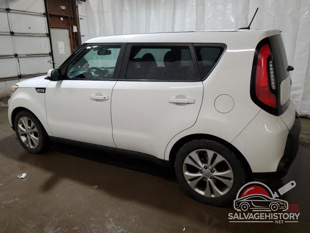 KNDJP3A50F7118948 2015 KIA SOUL photo no. 2