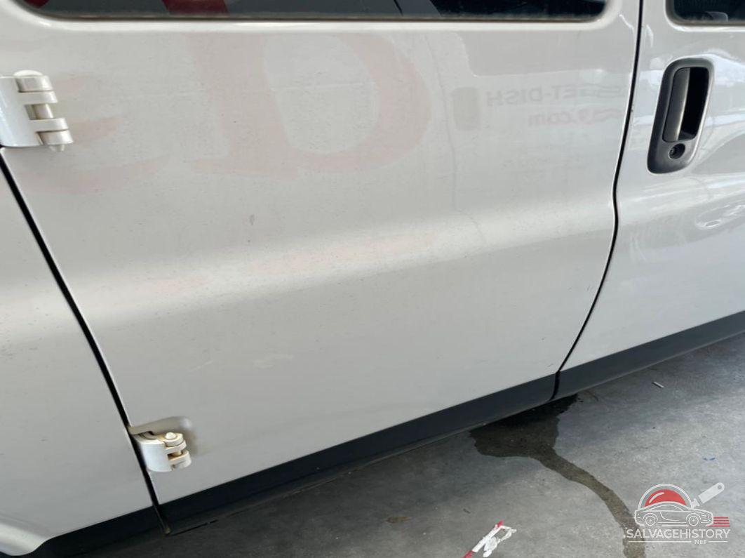 1GCWGAFP1J1336719 2018 CHEVROLET EXPRESS 2500 photo no. 6