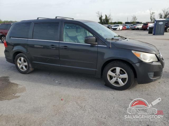 2V4RW3DG5BR767131 2011 VOLKSWAGEN ROUTAN photo no. 4