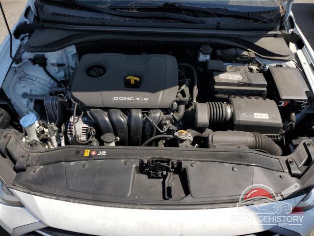 5NPD84LF6JH221236 2018 HYUNDAI ELANTRA photo no. 11