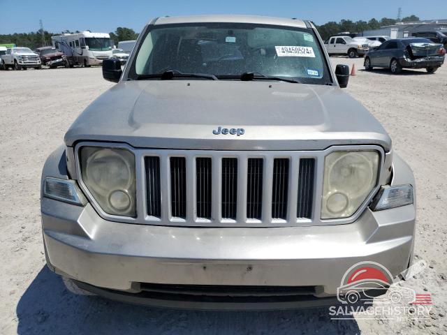1J8GP28K49W506235 2009 JEEP LIBERTY photo no. 5