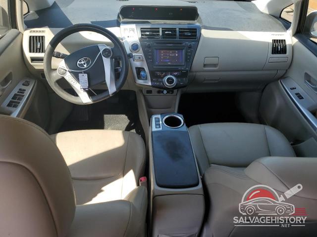JTDZN3EU7C3108057 2012 TOYOTA PRIUS photo no. 8