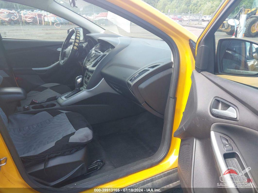 1FAHP3F29CL412838 2012 FORD FOCUS photo no. 5