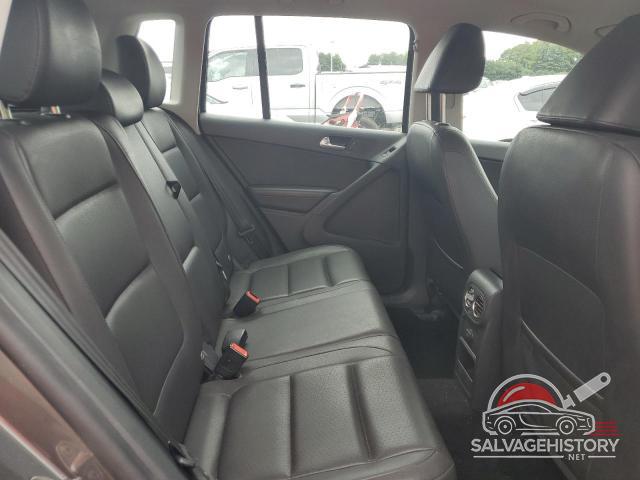 WVGAV7AX6GW615763 2016 VOLKSWAGEN TIGUAN photo no. 11
