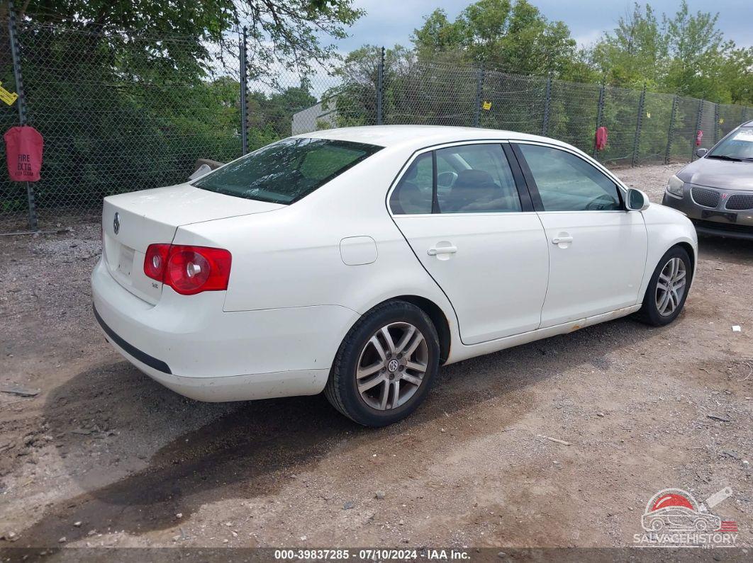 3VWSG71K65M633309 2005 VOLKSWAGEN JETTA photo no. 4