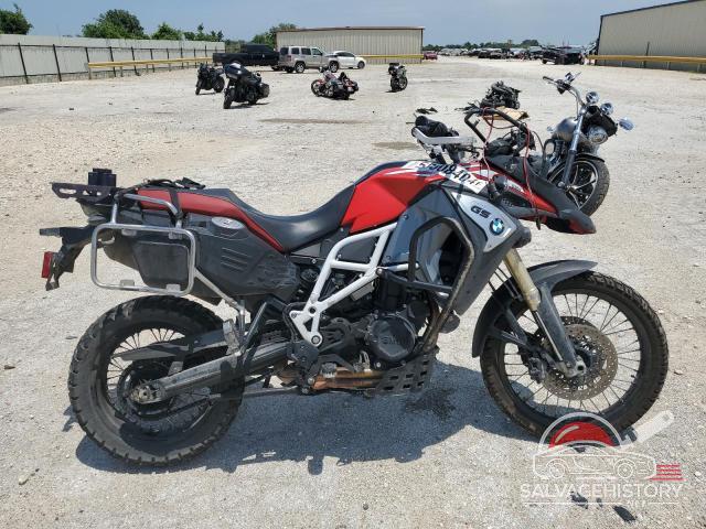 WB10B6509HZ663013 2017 BMW F-SERIES photo no. 2