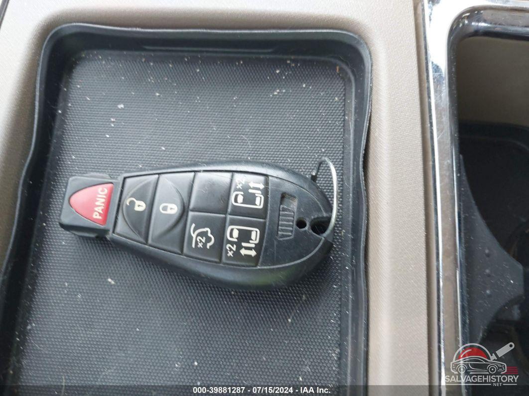 2C4RC1BG2CR237162 2012 CHRYSLER TOWN & COUNTRY photo no. 11
