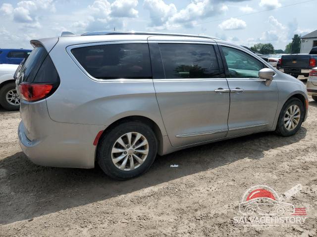 2C4RC1EG9JR247860 2018 CHRYSLER PACIFICA photo no. 3