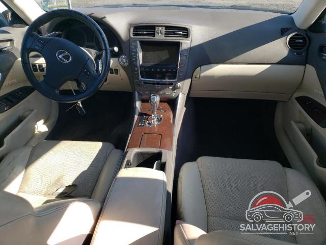 JTHCF5C26A5036073 2010 LEXUS IS photo no. 8
