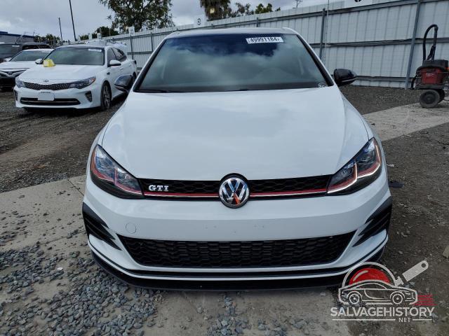 3VW447AU3JM284963 2018 VOLKSWAGEN GTI photo no. 5