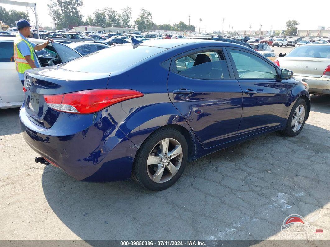 5NPDH4AE3CH122385 2012 HYUNDAI ELANTRA photo no. 4