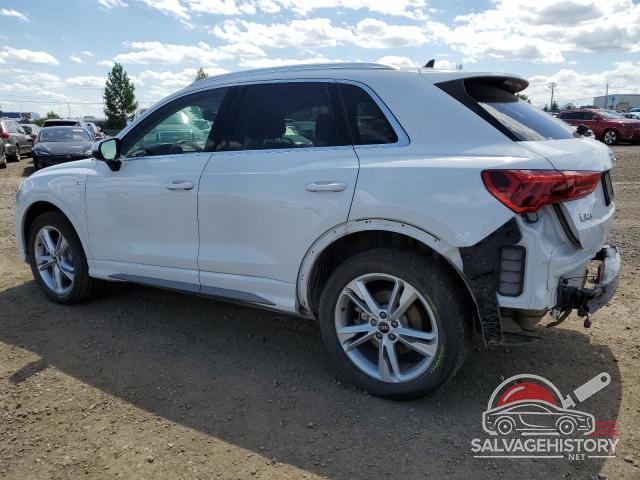 WA1EECF31M1055108 2021 AUDI Q3 photo no. 2
