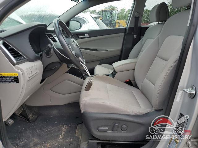 KM8J3CA29HU592480 2017 HYUNDAI TUCSON photo no. 7