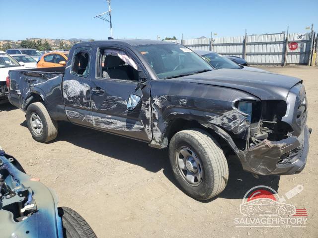 5TFRX5GN5JX130320 2018 TOYOTA TACOMA photo no. 4