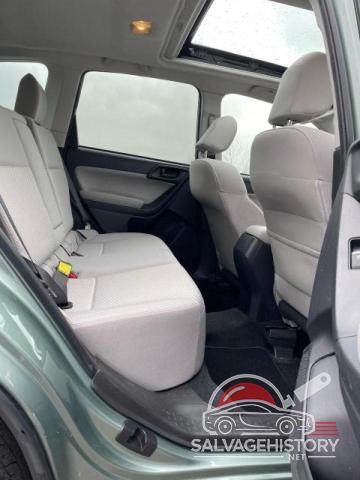 JF2SJAGC5JH483341 2018 SUBARU FORESTER photo no. 6