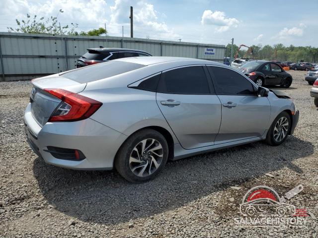 19XFC2F7XGE235587 2016 HONDA CIVIC photo no. 3