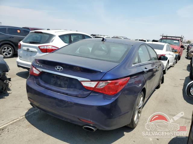 5NPEC4ACXBH055008 2011 HYUNDAI SONATA photo no. 3