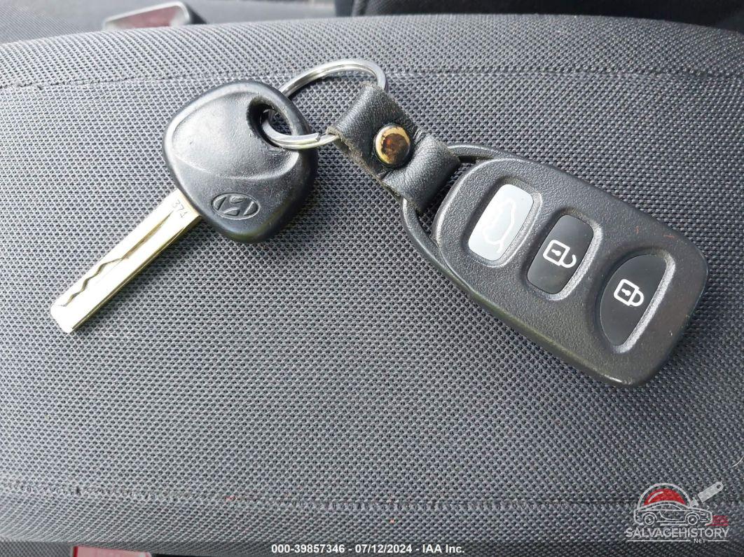 KMHDC8AE9AU080938 2010 HYUNDAI ELANTRA TOURING photo no. 11