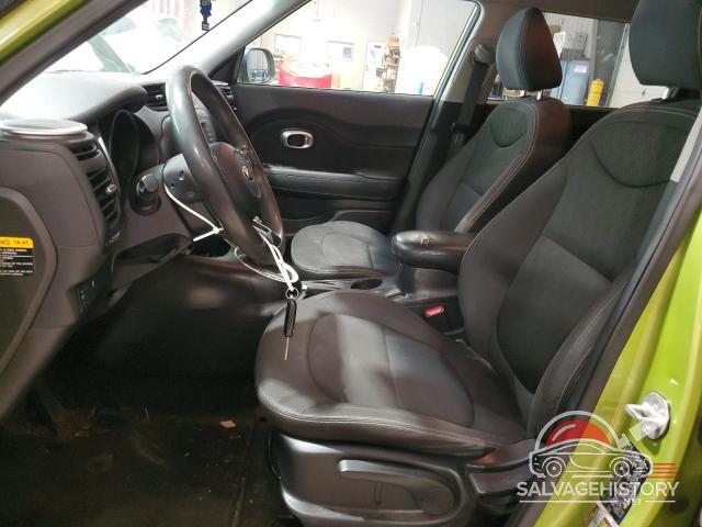 KNDJN2A20G7829136 2016 KIA SOUL photo no. 7